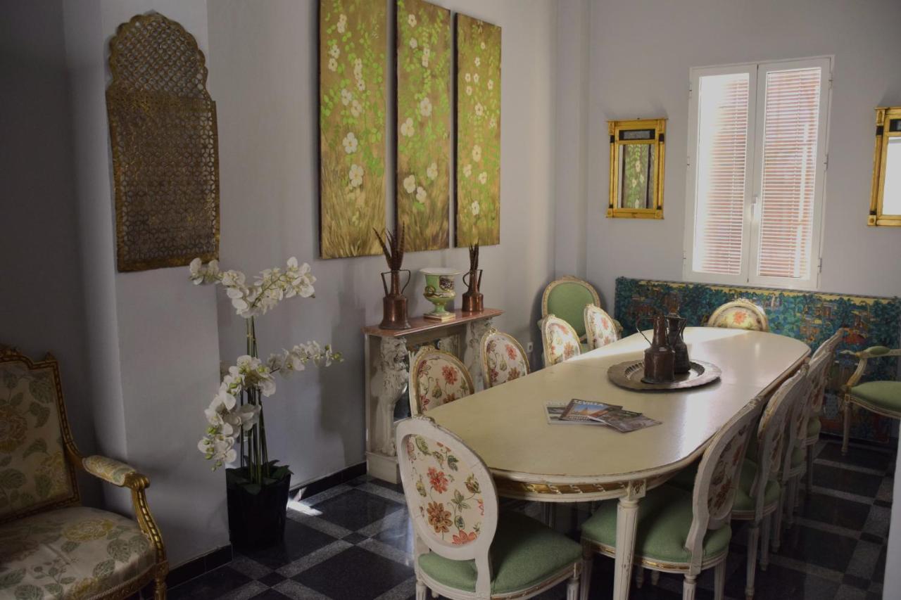 Casa Xanadu Seville - 6 Bedroom Andalusian Home With Terraces 외부 사진