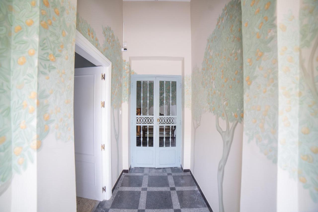 Casa Xanadu Seville - 6 Bedroom Andalusian Home With Terraces 외부 사진